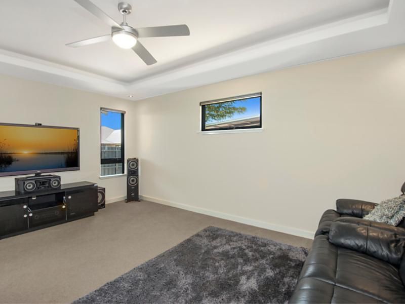 90 Bajamalu Drive, Baynton, WA 6714