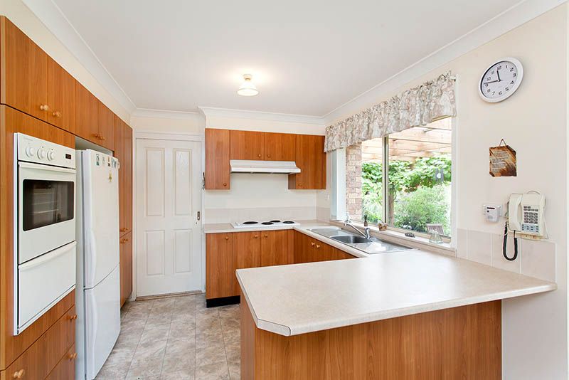 40 Griffiths Street, Oak Flats, NSW 2529