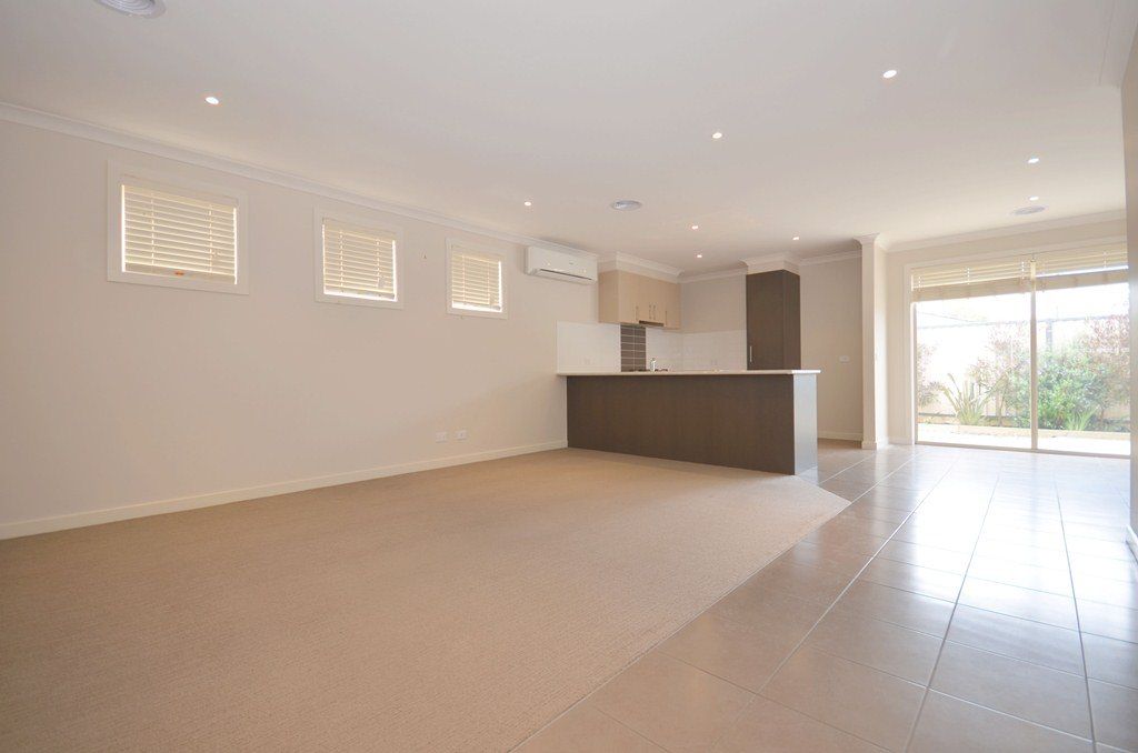 11/1 Gumdale Place, SEBASTOPOL, VIC 3356