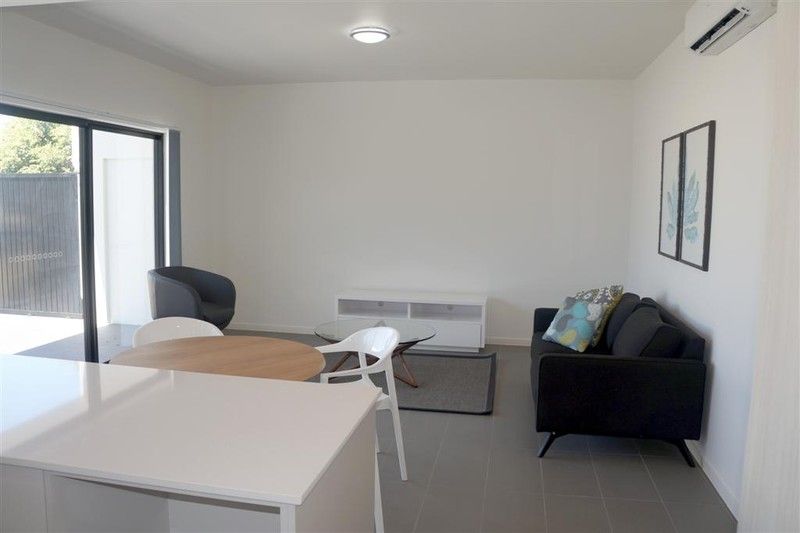 2/1 Bayne Street, West Gladstone, QLD 4680
