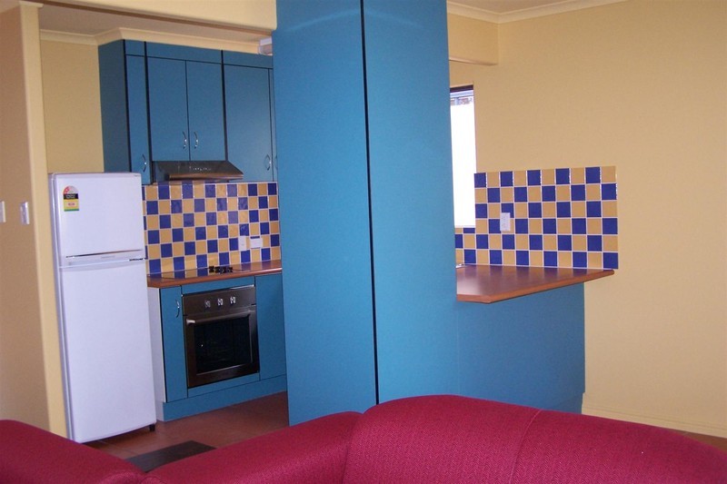 4/30 Flinders Street, WEST GLADSTONE, QLD 4680