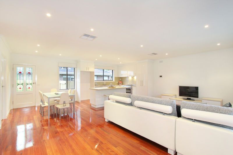 39 Heath Avenue, OAKLEIGH, VIC 3166