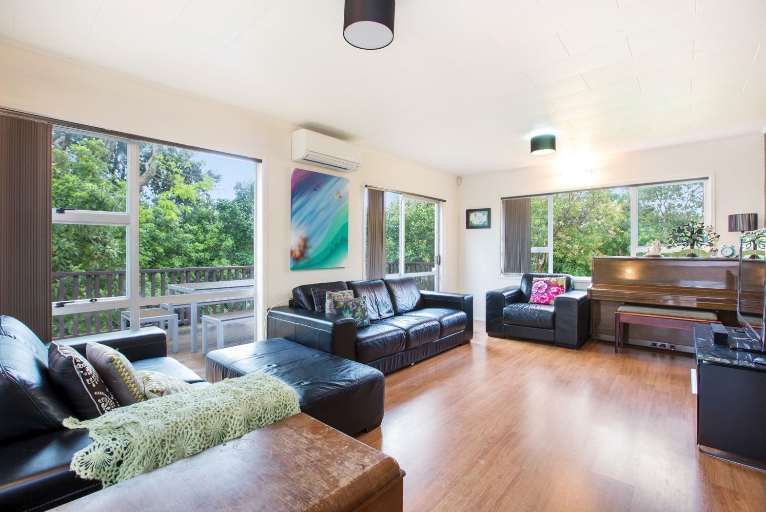 82 Taylor Road, Mangere Bridge, Manukau City