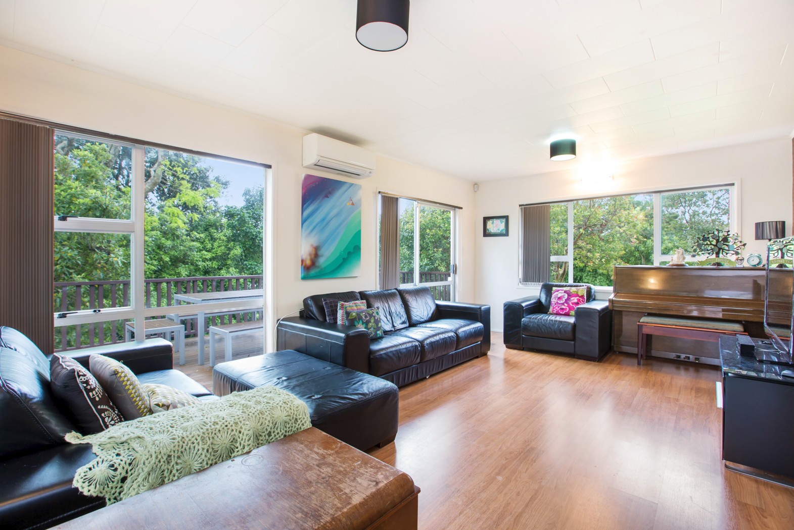 82 Taylor Road, Mangere Bridge, Manukau City