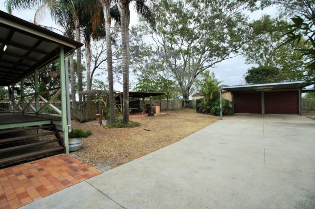 99 Kianawah Road, WYNNUM WEST, QLD 4178