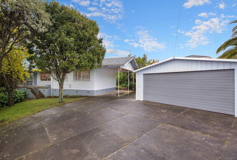 House 82 Taylor Road, Mangere Bridge, Manukau City