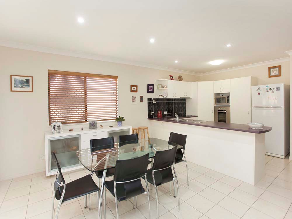 30 Wanda Road, Upper Mount Gravatt, QLD 4122