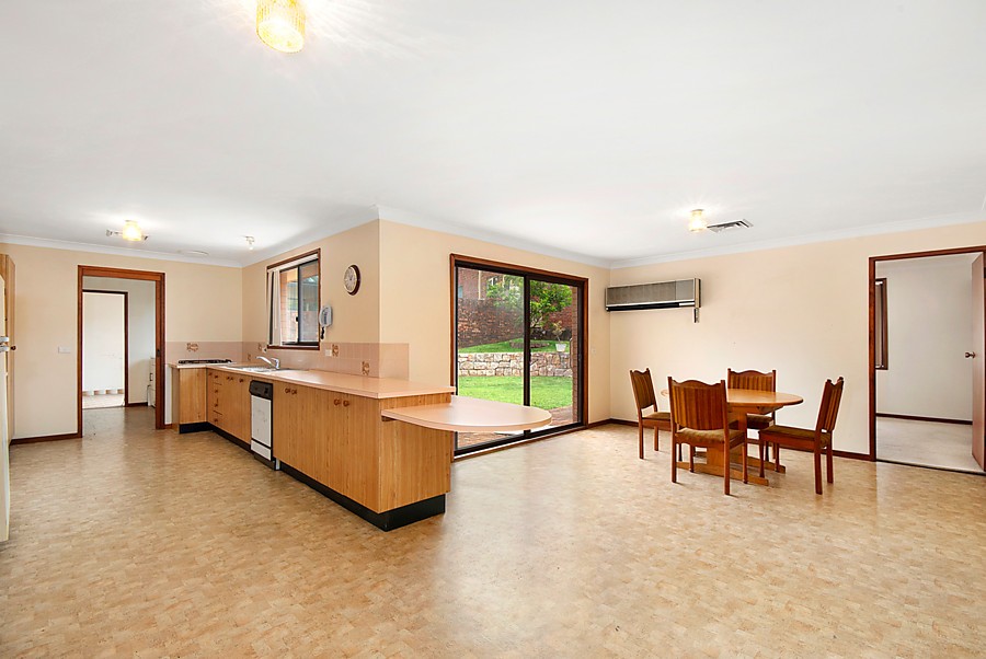 8 Strathalbyn Drive, Oatlands, NSW 2117