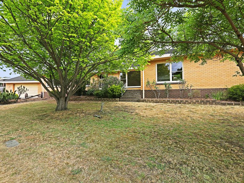 82 Belle Vue Avenue, Highton, VIC 3216