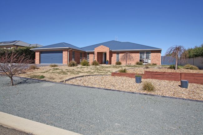 20 Hyland Drive, Bungendore NSW 2621