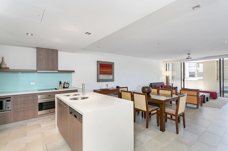 318/5 Triton Street, Palm Cove, QLD 4879