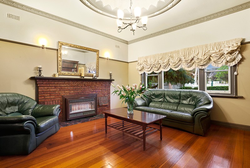 1542 Dandenong Road, OAKLEIGH, VIC 3166