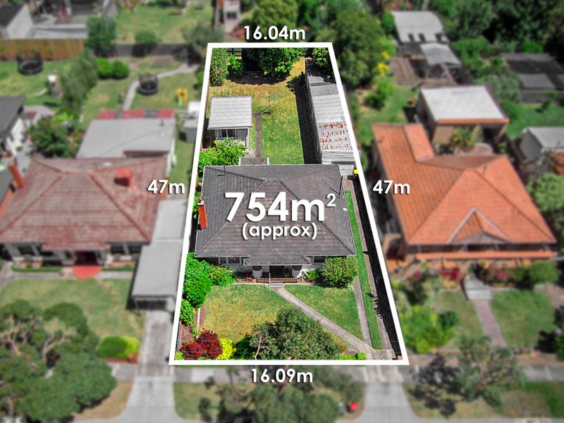 34 Calembeena Avenue, Hughesdale, VIC 3166
