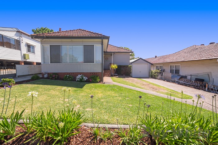 61 Moore Street, Birmingham Gardens, NSW 2287