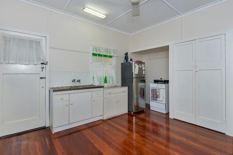 7 Lusitania Street, Newtown, QLD 4305