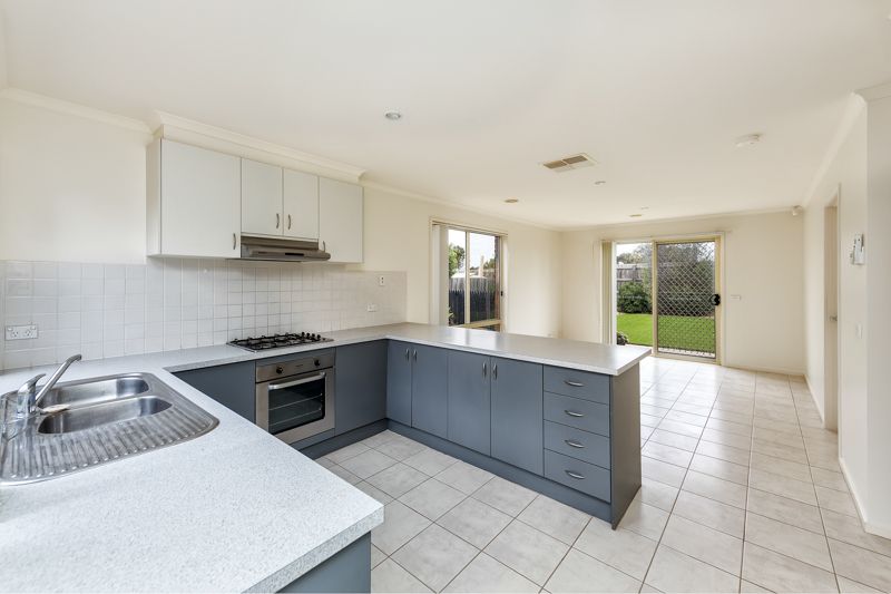 39 Tandara Circuit, Melton West, VIC 3337