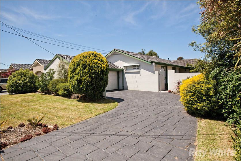 60 Camelot Drive, Glen Waverley VIC 3150