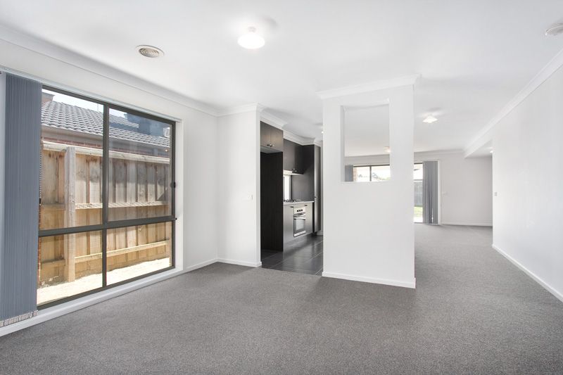 11 Melrose Street, PAKENHAM, VIC 3810