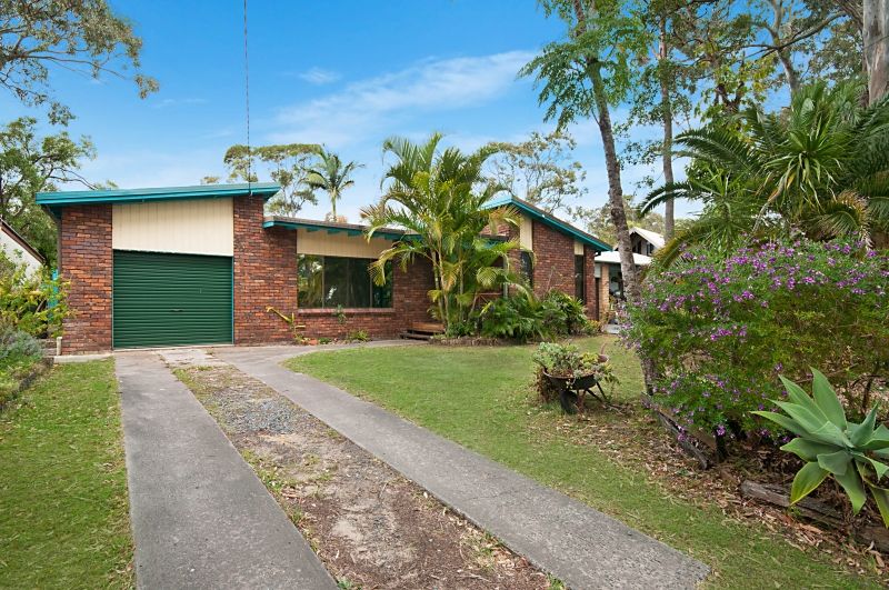 128 Lakes Boulevard, Wooloweyah NSW 2464