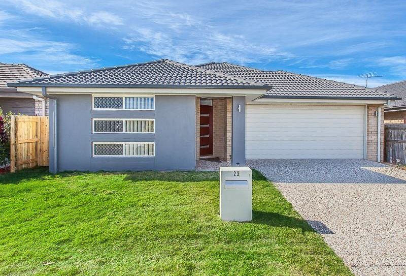 23 Dickson Crescent, North Lakes QLD 4509