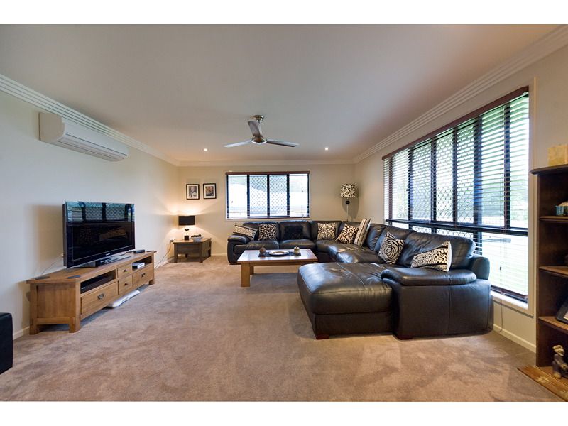 33 Haven Close, Norman Gardens, QLD 4701
