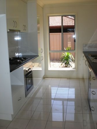 31 Townsend Street, Howlong, NSW 2643