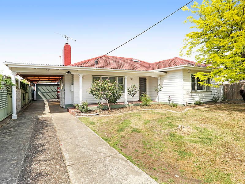 37 Davis Street, BELMONT, VIC 3216