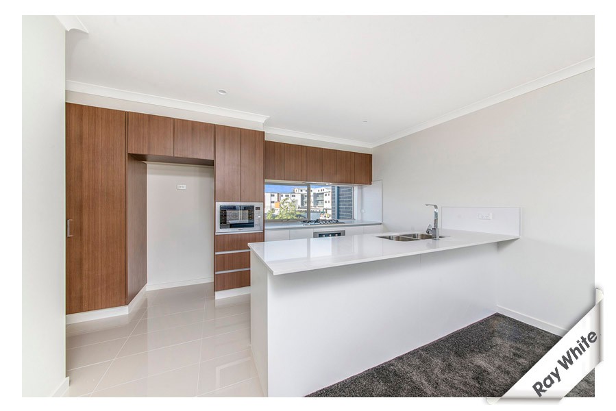 29/2 Clare Burton Crescent, Franklin, ACT 2913