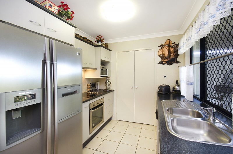 11 Fitzgerald Crescent, KIRWAN, QLD 4817