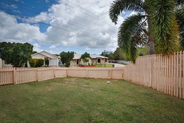 8 Siris Place, DOUGLAS, QLD 4814