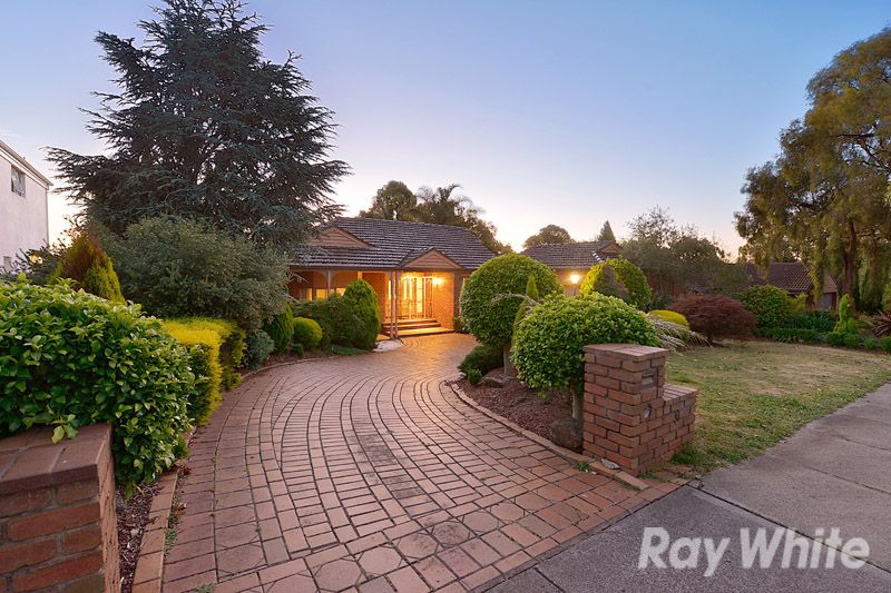 9 Timbertop Drive, Rowville VIC 3178