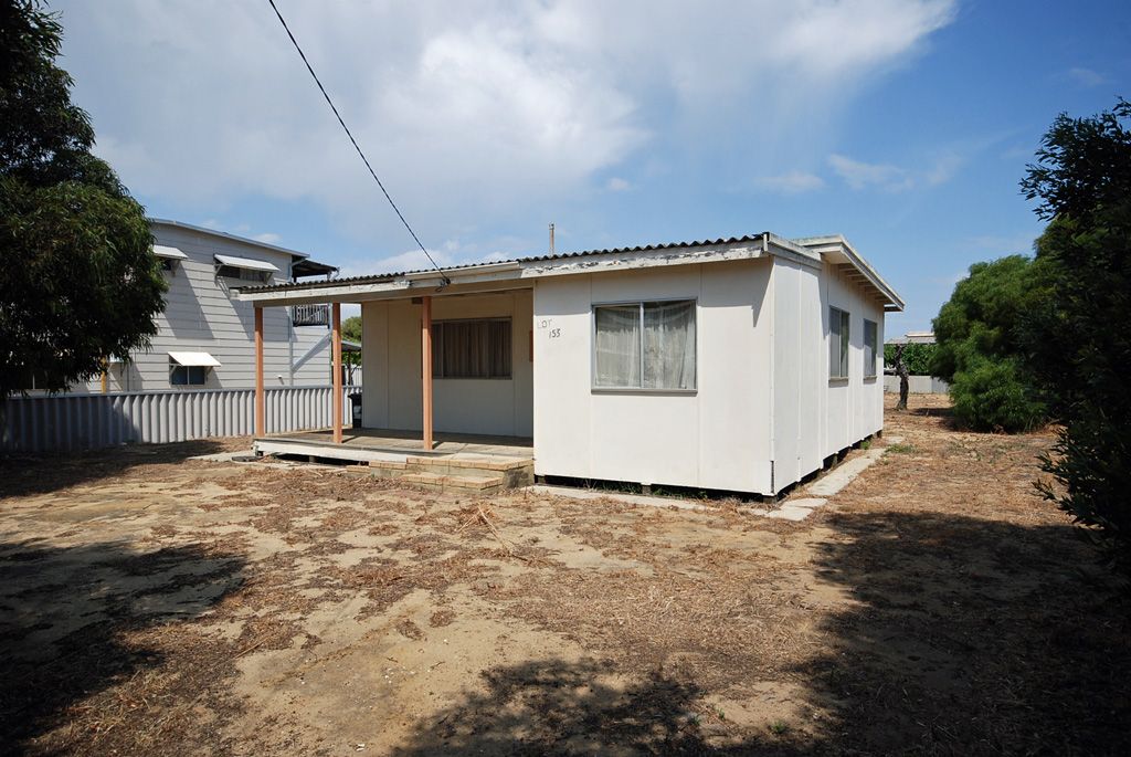 8 Battersby Road, Green Head, WA 6514