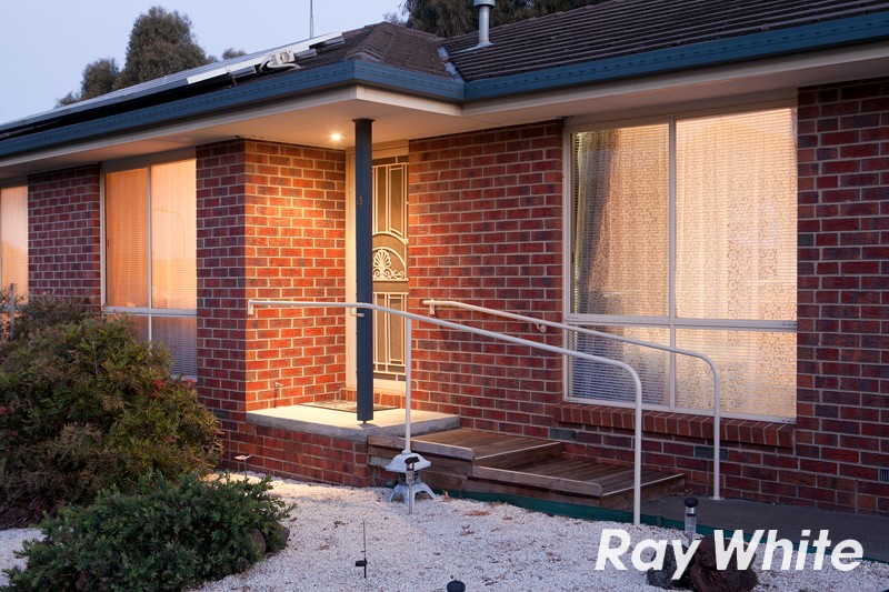 4/2 Allington Place, Langwarrin, VIC 3910