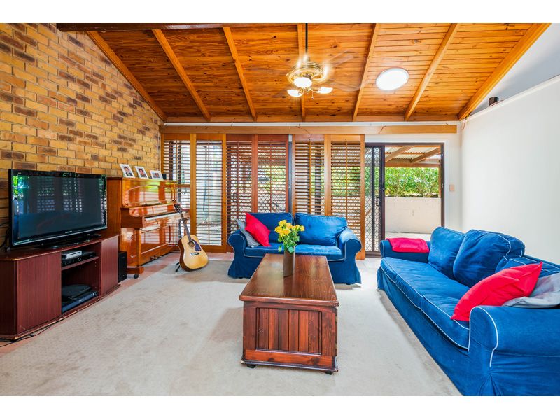 24 Mannetto Street, Wishart, QLD 4122