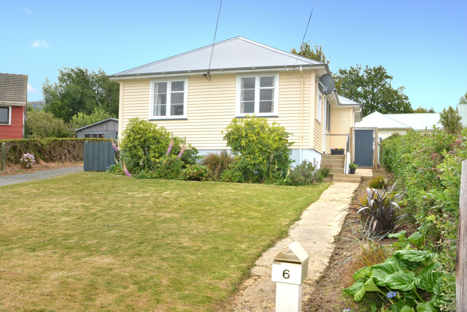 6 Freyberg Avenue, Sawyers Bay, Dunedin City