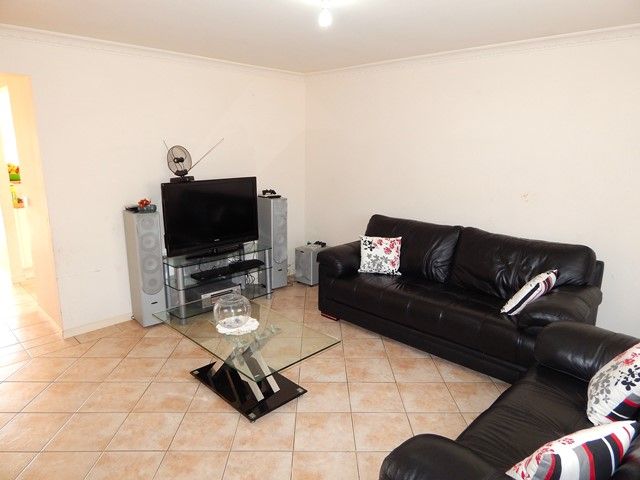 51 Elinda Place, Reservoir, VIC 3073