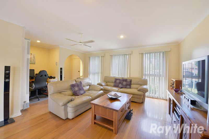 5 Collendina Crescent, Scoresby, VIC 3179