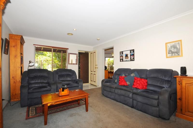 35 Manchester Drive, Skye, VIC 3977