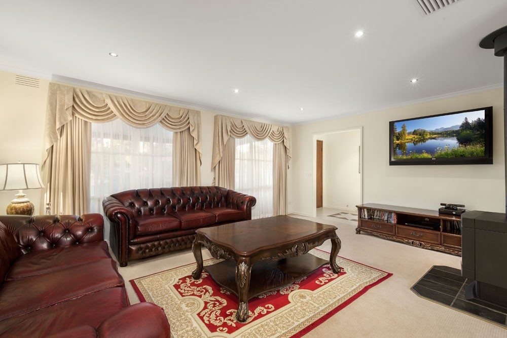 63 Buckmaster Drive, Mill Park, VIC 3082