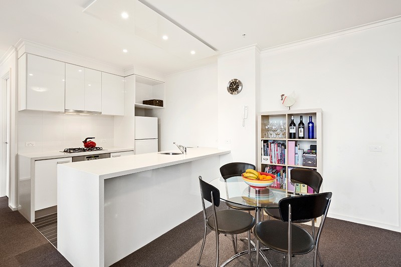2305/63 Whiteman Street, Southbank, VIC 3006