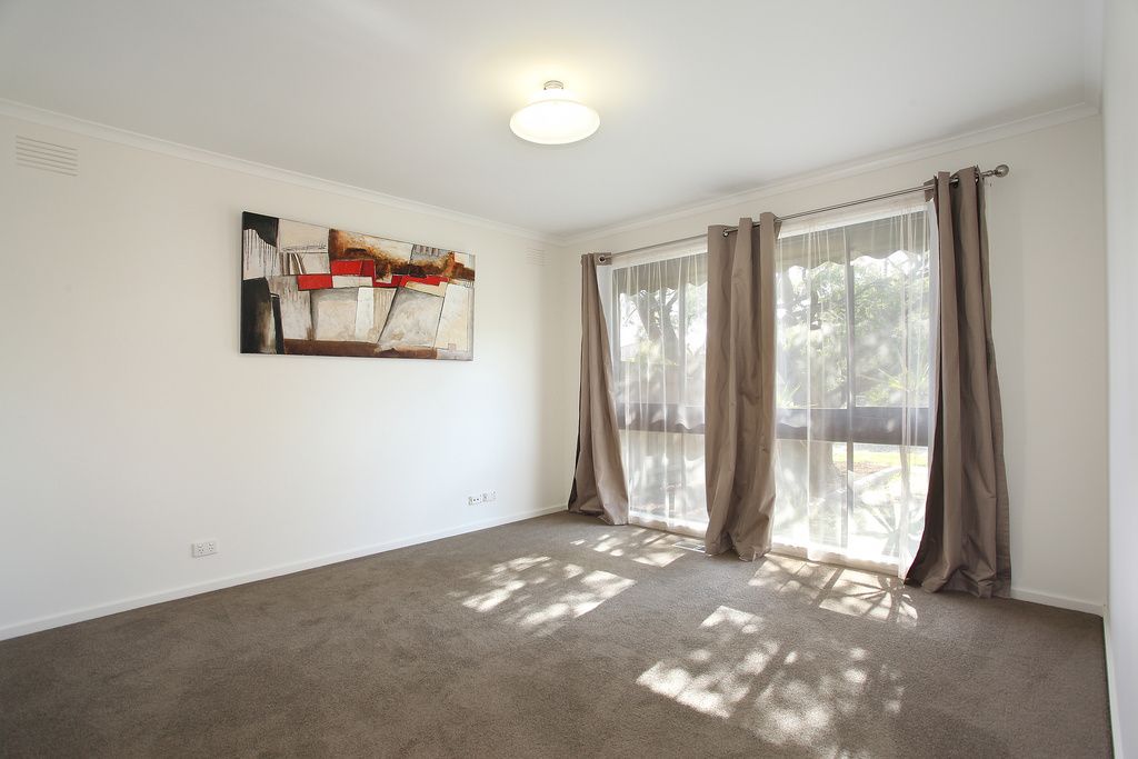6 Blackburn Drive, Cheltenham, VIC 3192