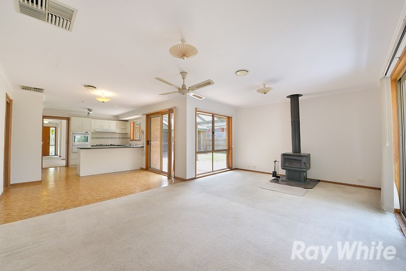 15 Liviana Drive, Rowville, VIC 3178