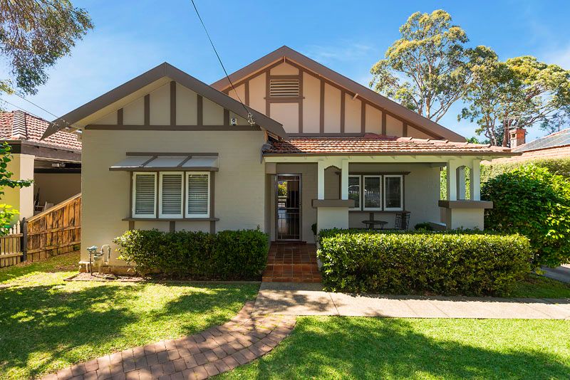 16 Glover Street, Willoughby NSW 2068