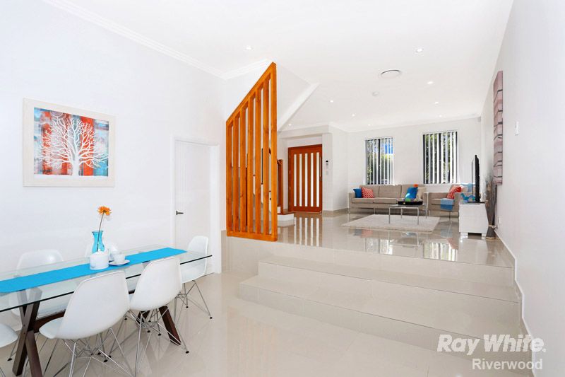 31 MATTHEWS Avenue, East Hills, NSW 2213