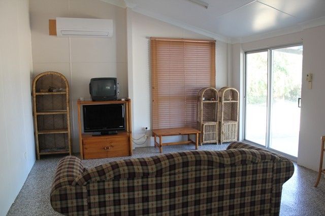 5 Bream Street, TAYLORS BEACH, QLD 4850