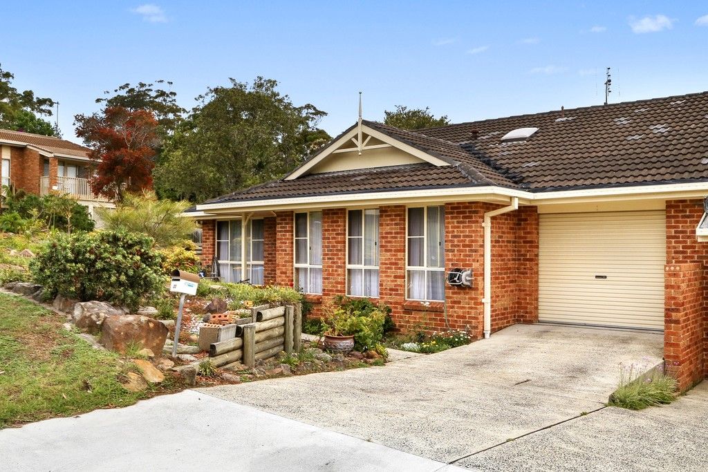  22 Stornaway Crescent, Berkeley Vale NSW 2261