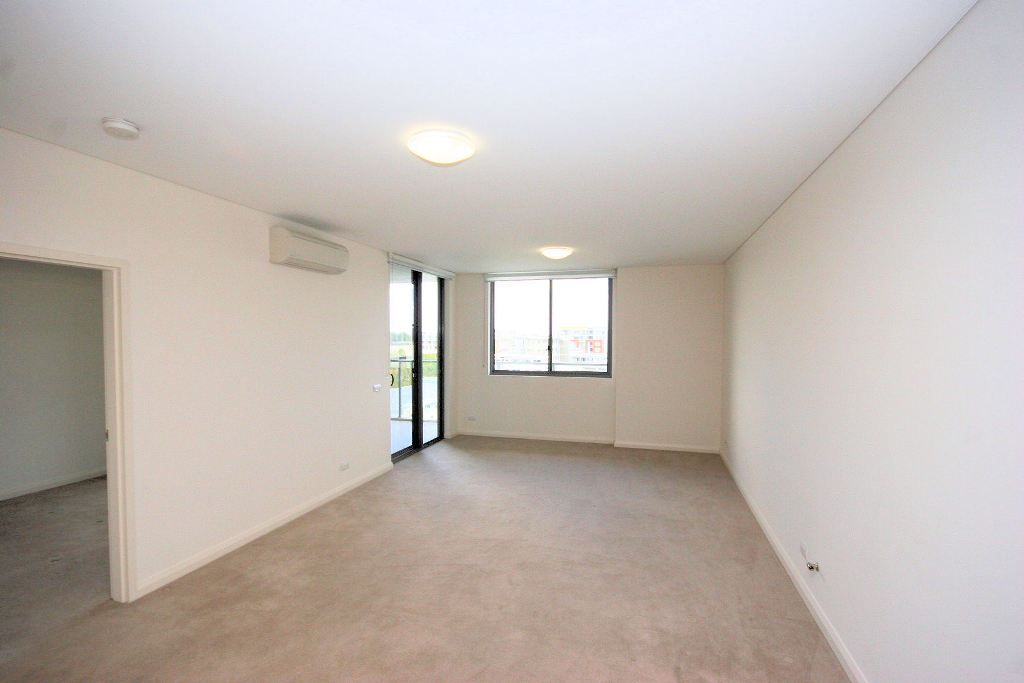 8 Marine Parade, WENTWORTH POINT, NSW 2127