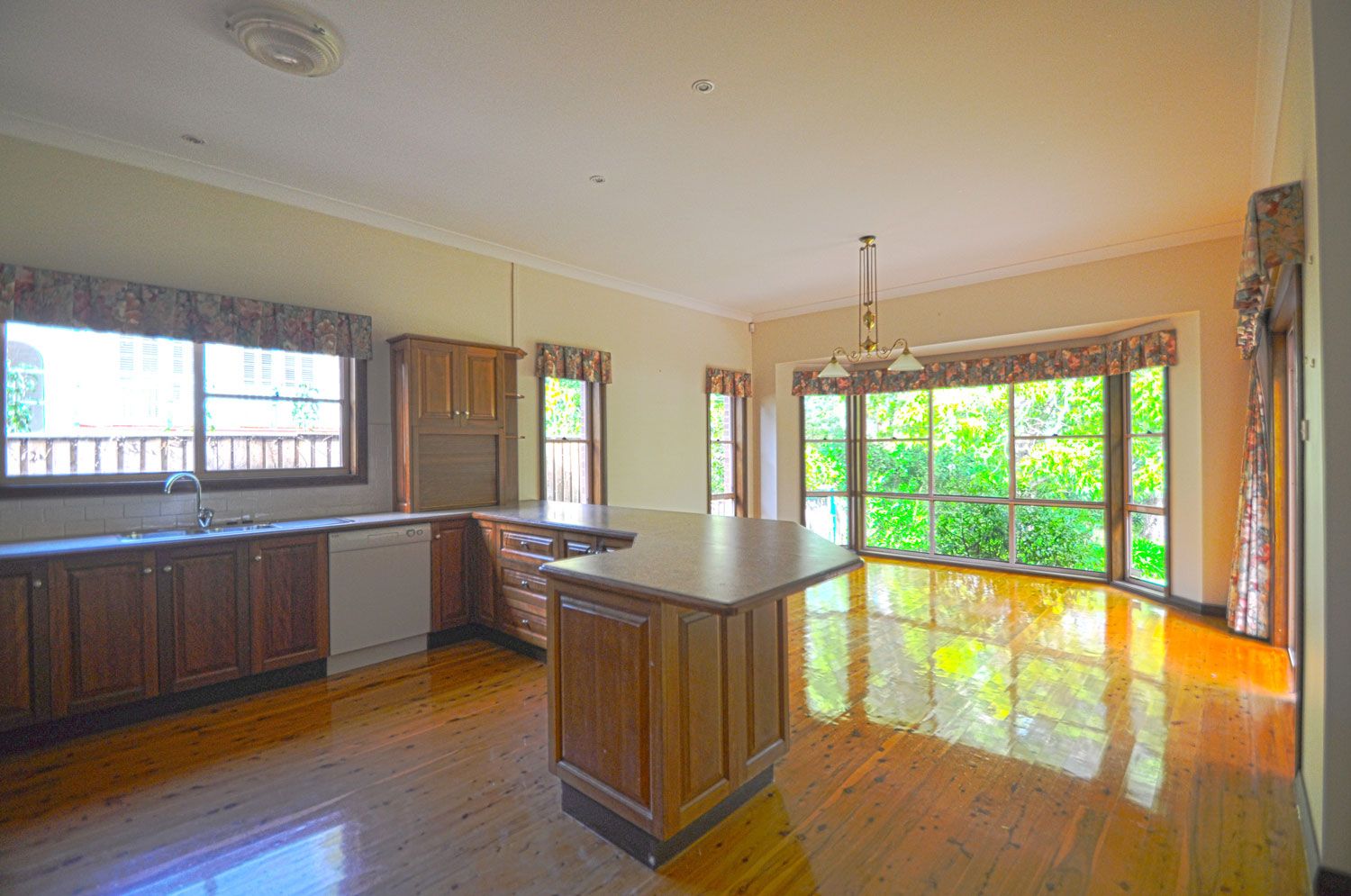 16 Avoca Road, TURRAMURRA, NSW 2074