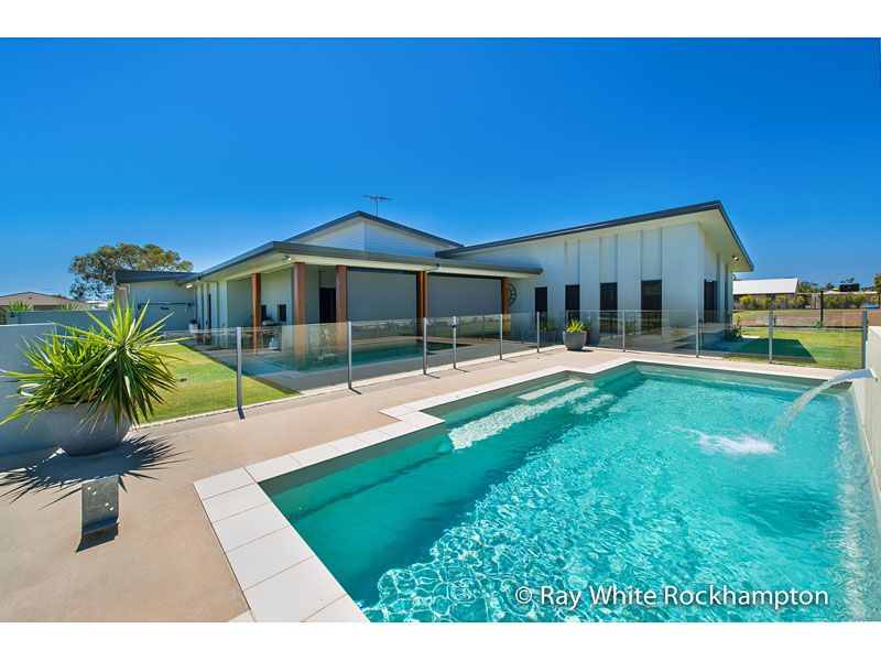 9 Robertson Road, GRACEMERE, QLD 4702
