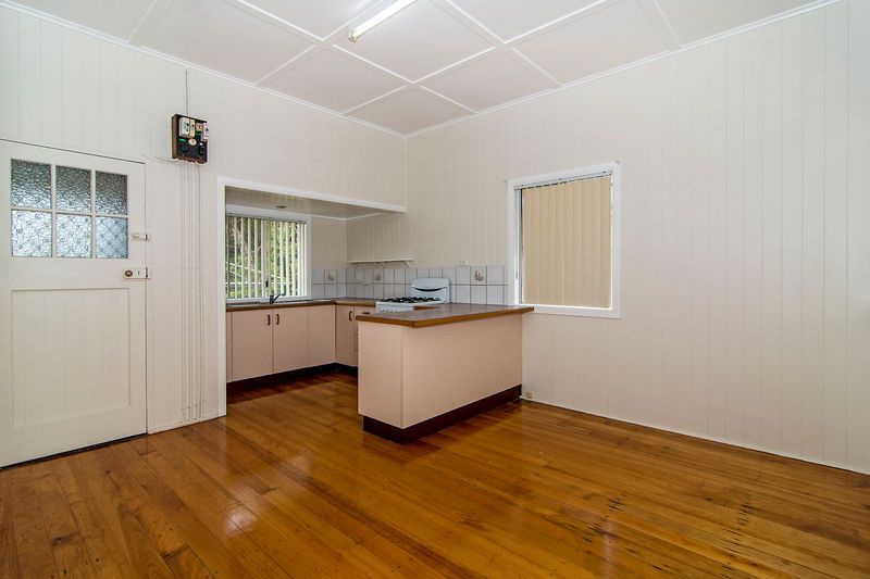25 Clark Street, SOUTH TOOWOOMBA, QLD 4350